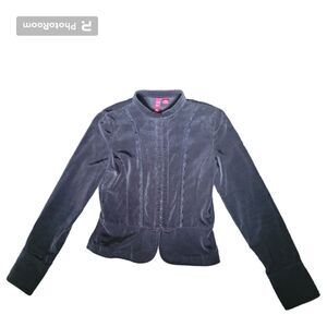 SO BLACK VELVET CLASP FRONT BLAZER - S